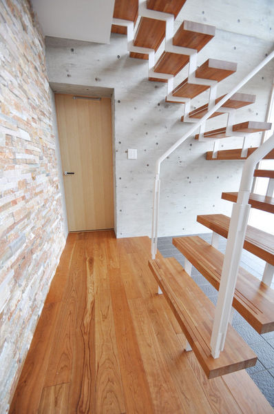 アメリカンブラックチェリーフローリング 白太あり 美しい木目 内装部材 bc-11 階段室